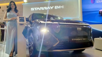Geely Starray EM-i PHEV Mejeng di GIIAS Surabaya, Cek Harga & Fitur Unggulan!