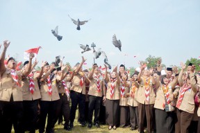 Pramuka Sidoarjo Bersatu dalam Semangat Kebersamaan di Hari Pramuka