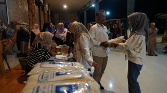 Sambut HUT ke-27, PAN Jatim Bagikan 2700 Kado Pangan