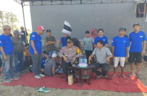Lestarikan Permainan Tradisional, Warga di Jember Gelar Lomba Adu Layangan