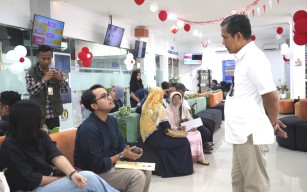 Imigrasi Surabaya Jemput Bola, Layanan "Paspor Merdeka" Sambut HUT ke-80 RI