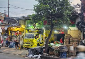 Menggali Izin Operasional Pasar Tanjungsari Surabaya