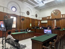 Terjerat Korupsi, Kades Nonaktif di Tulungagung Dituntut Penjara 3 Tahun 6 Bulan