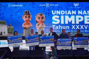 Nasabah Bank Jatim Sukses Raih Hadiah Utama Rp500 Juta