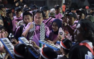 Gerak Jalan Tanggul Jember Tradisional 2025 Diikuti Peserta dari Mancanegara