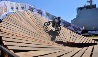 Ratusan Crosser Adu Skill di Urban Enduro Piala Kasal 2025