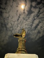 Monumen Ayam Jago, Ikon Baru Surabaya yang Abadikan Legenda Sawunggaling