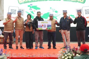 Bank Jatim Launching QRIS Crossborder di Ajang Bromo Marathon 2025