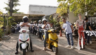 Zona Nyaman Federal Oil Hadir di Surabaya, Manjakan Pengguna Motor Matic