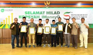 Kopsyah iMoneyQ Apresiasi Tokoh Inspiratif Lewat Profesional Berdaya Award