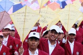 Foto: Kritik Tajam di Layangan Maba UM Surabaya