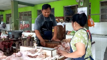 Sejak Sebulan Terkakhir, Harga Daging Ayam di Trenggalek Mengalami Kenaikan