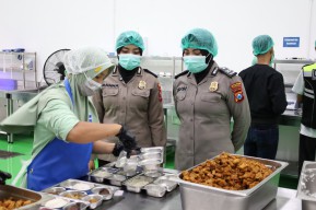 Tim Sidokkes Tiap Hari Laksanakan Uji Food Safety di SPPG Polres Tulungagung