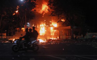 Aksi Massa Ricuh, Cendekiawan Sentil Peran Intelijen dan Aparat