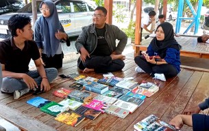 Sahabat Pustaka, Oase Literasi Fisik di Tengah Gempuran Digital
