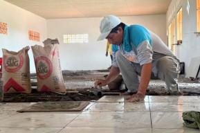 SIG Renovasi Bangunan Pondok Pesantren Minhaju Al Ihtida’ di Situbondo