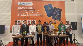 UIN Khas Jember Bedah Buku "Tuhan Kita Esa", Referensi Awal Selamatkan Alam