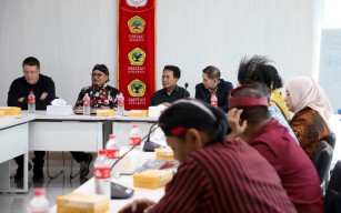 Untag Surabaya Perkuat Langkah Internasionalisasi Lewat FGD Tiga Negara