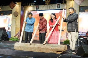 Melihat Kediri Finfest 2025, Kolaborasi Perkuat Literasi dan Inklusi Keuangan