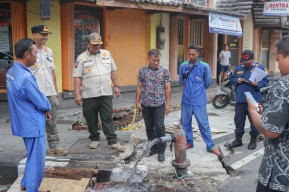 Pastikan Kesiapan Penanganan Kebakaran, Satpol PP Cek Sejumlah Hydrant di Kota Kediri