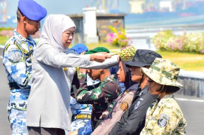 Pimpin Pembaretan Taruna Se Jatim, Berikut Pesan Gubernur Khofifah