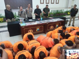 Peran Para Pelaku Seks Sesama Jenis di Surabaya: Ada Pendana hingga Admin