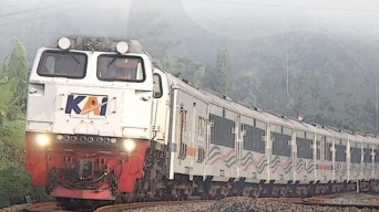 Evakuasi KA Purwojaya Selesai, Daop 7 Madiun Pastikan Layanan Kembali Normal