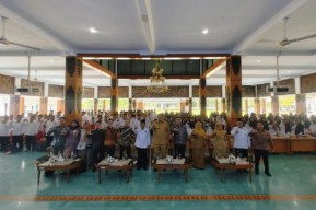 Kemenag, Axioo, dan Intel Gelar Seminar dan Bootcamp Guru Robotik di Pacitan
