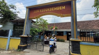 4 Siswa SD di Lamongan Mual-Muntah Saat Hendak Menyantap Menu MBG