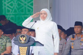 Gubernur Khofifah Naikkan UMK 7 Daerah di Jawa Timur, Cek Daftarnya