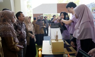 KKN Internasional, Mahasiswa UM Surabaya-Singapura Rancang Inovasi UMKM Pangan