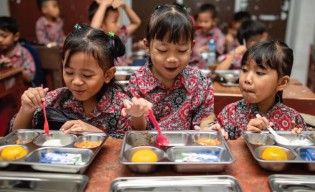 DPRD Surabaya Optimis Program MBG Jadi Gerakan SDM Unggul