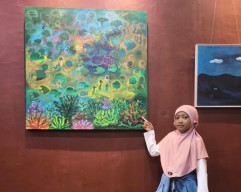 Pelukis Cilik Asal Gresik, Aisyah Hilya Gelar Pameran Tunggal The Colour of Journey