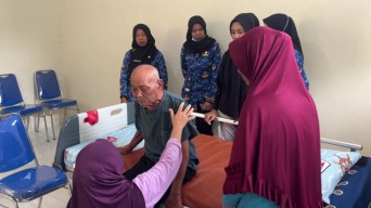 Dinkes Trenggalek Buka Layanan Fisioterapi Keliling Gratis Pasien Lansia