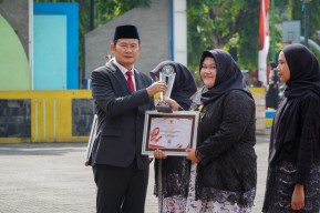 Kisah Sukses Glory, Siswi MAN 1 Lamongan Peraih Penghargaan Pemuda Pelopor 2025