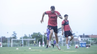 Persik Kediri Tantang Dominasi Borneo FC, Coach Ong Siap Bawa Macan Putih Menang