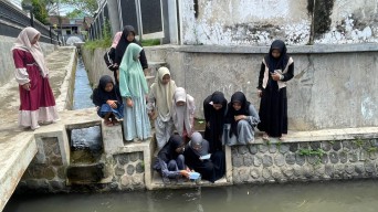 Mengejutkan, Air Hujan di Desa Sumberkemuning Bondowoso Mengandung Mikroplastik