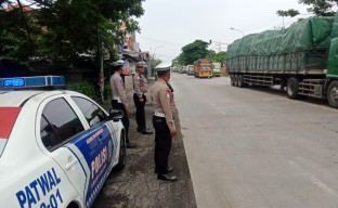 Cegah Kecelakaan di Jalur Rawan, Satlantas Polres Gresik Intensifkan Patroli