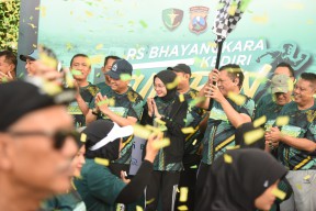Fun Run RS Bhayangkara, Mbak Vinanda Dorong Gaya Hidup Sehat di Kota Kediri