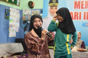 Gemarikan Goes to School, Mbak Vinanda Harapkan Anak-anak Terbiasa Makan Ikan