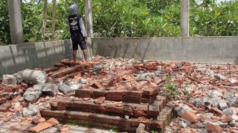 Makam Palsu di Desa Ngujungrejo Lamongan Akhirnya Dibongkar, Sempat Dikeramatkan