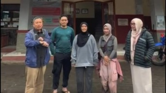 Seluruh Pendaki Gunung Semeru Dievakuasi dengan Selamat Pasca Terjebak Erupsi