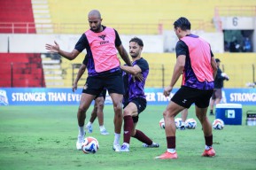 Hadapi Persebaya, OKS Minta Pemain Persik Kediri Segera Bangkit