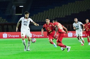 Persik Kediri Kalah Lagi, Ong Kim Swee Sesalkan Keputusan Wasit