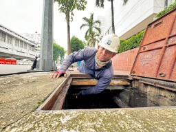 60 PJU di Surabaya Padam, Ribuan Meter Kabel Dilaporkan Hilang