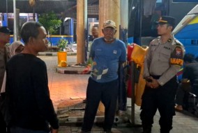 Kakek Asal Majalengka yang Tersesat Diselamatkan Petugas Polres Gresik