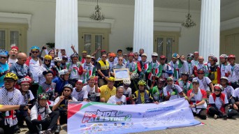 Wamenlu Sambut Haru Pesepeda 1000 KM Ride for Palestine