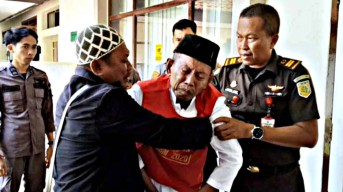 Terancam Bui Demi Burung Cendet, Ansor Jatim Pasang Badan untuk Kakek Masir