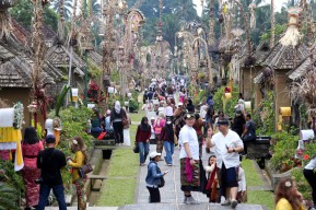 Jangan Asal Jajan, Simak Tips Sehat Libur Natal & Tahun Baru dari Pakar UNAIR