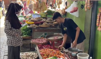 Jelang Nataru, Harga Sejumlah Bahan di Pasar Basah Trenggalek Tak Stabil